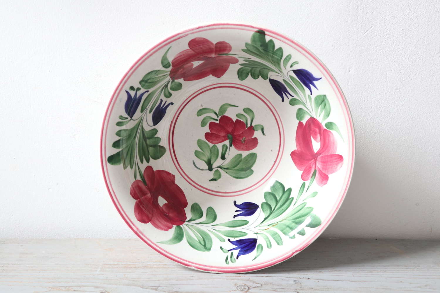 Late 19th Century Scottish Spongeware Pottery Bowl Persian Rose