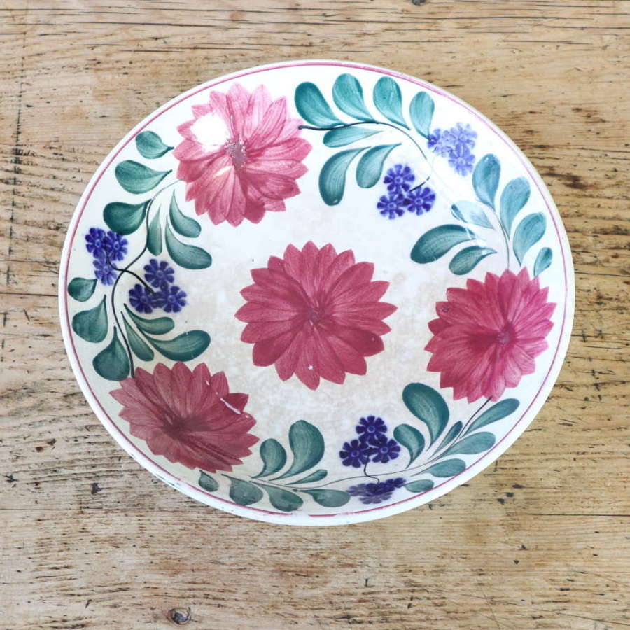 19th Century Scottish spongeware rice dish with floral design