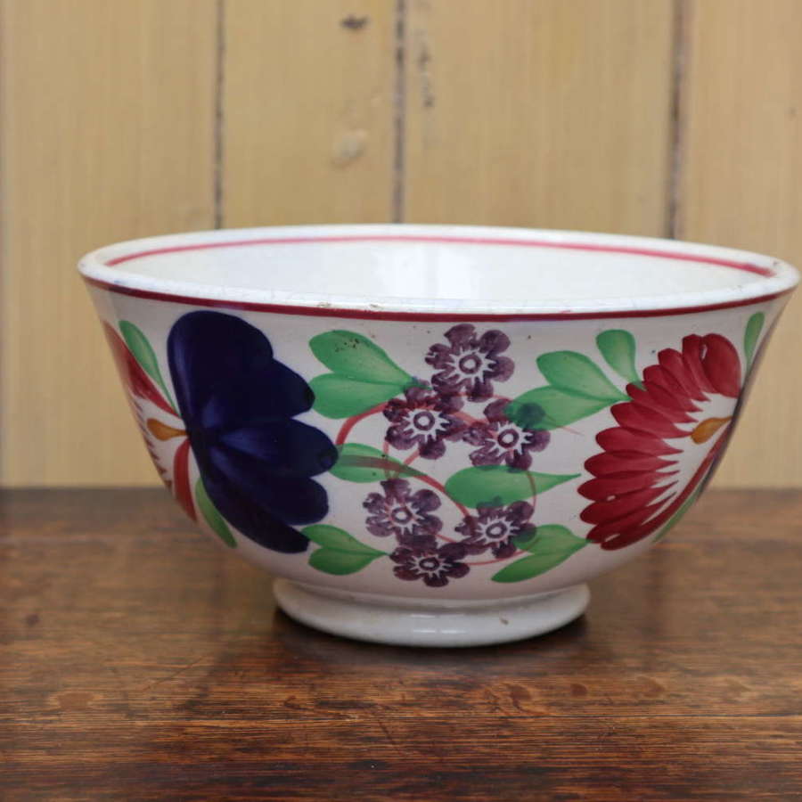 Early 20th Century Scottish spongeware floral print bowl, Kirkcaldy