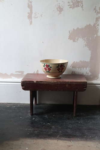 Late 19th Century Scottish large floral spongeware bowl
