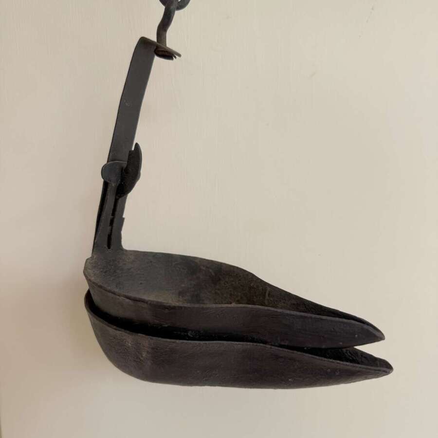 Late 19th Century Scottish vernacular cruisie oil lamp mid-sized