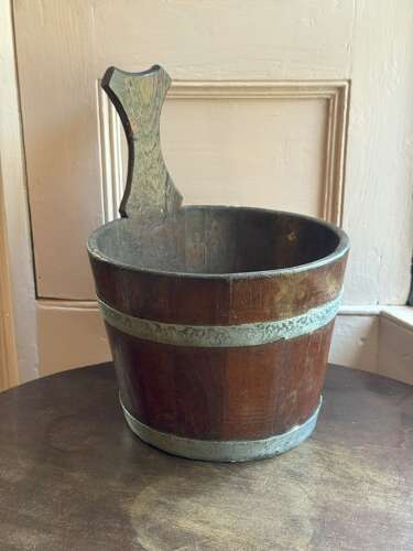 19th Century Scottish vernacular treen 'luggie' staved vessel