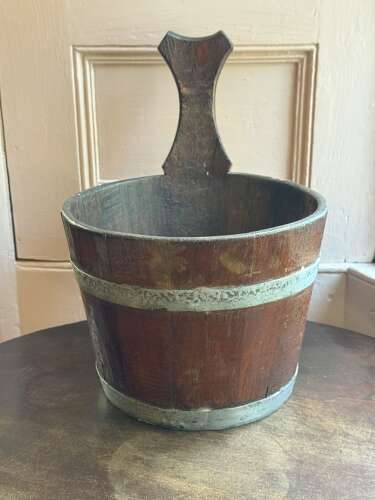 19th Century Scottish vernacular treen 'luggie' staved vessel